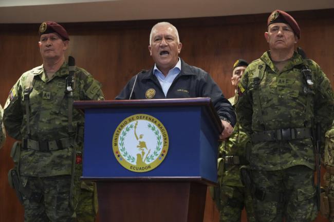 厄瓜多尔逮捕了6名杀害总统候选人的哥伦比亚人，暴力事件笼罩着这个国家